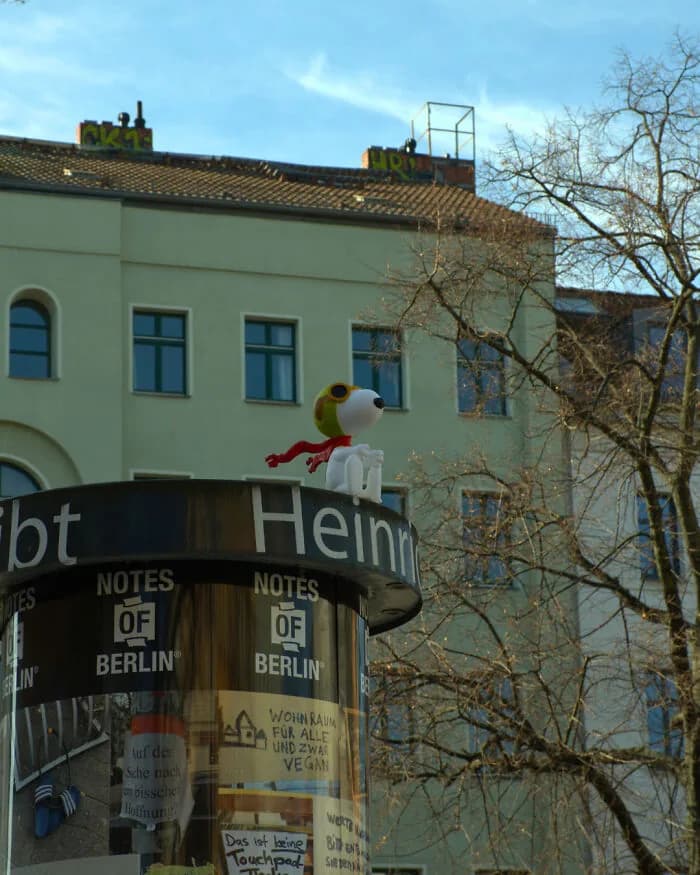 Berlin'deki Snoopy Sıradan Bir Şehir Parçasını Kendi Dünyasına Çevirmiş