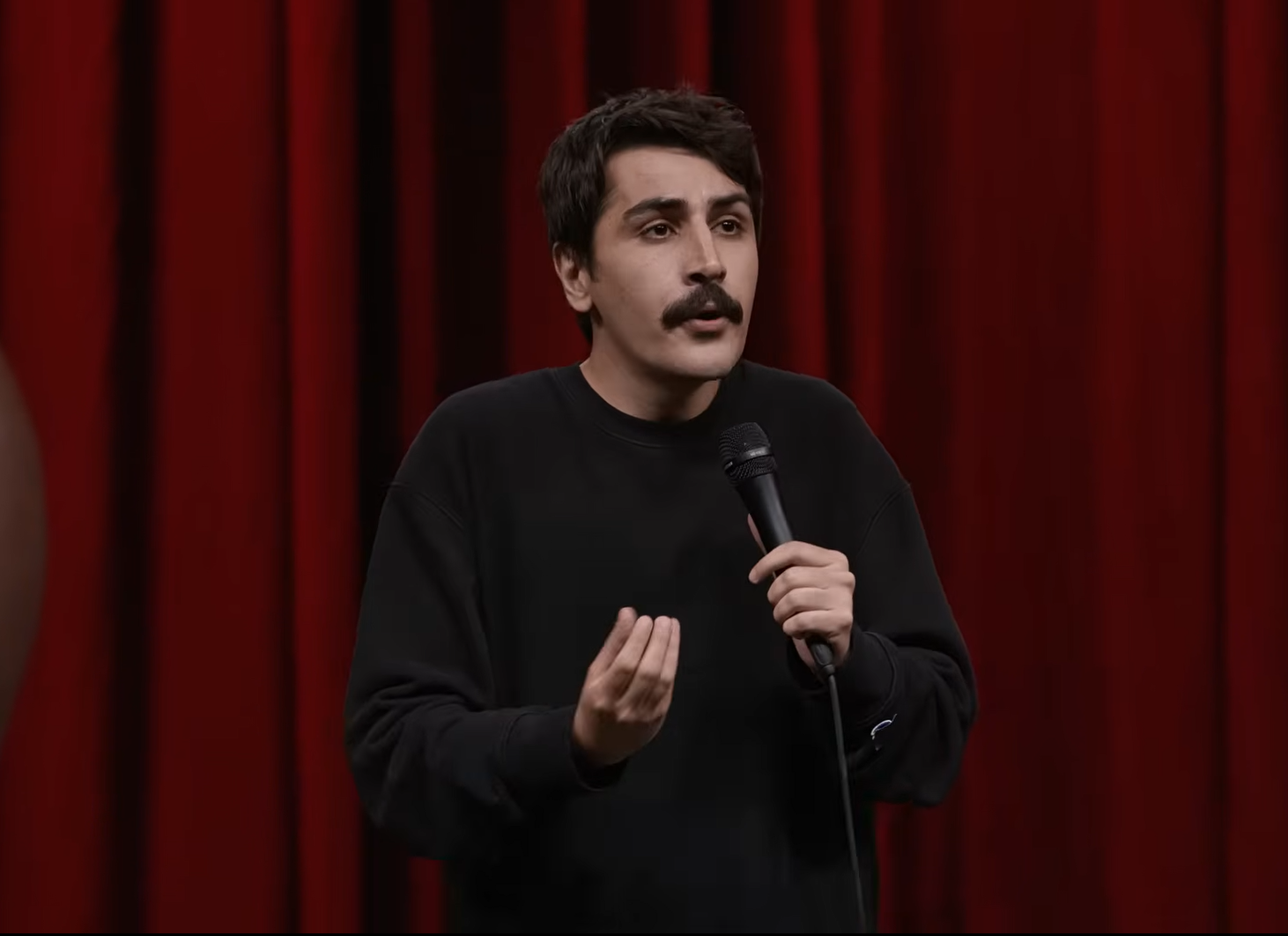 Gösterisi 5 Milyon Kez İzlenen Komedyen Deniz Göktaş’a 'Dini Değerleri Aşağılama' Suçlamasıyla Soruşturma Açıldı