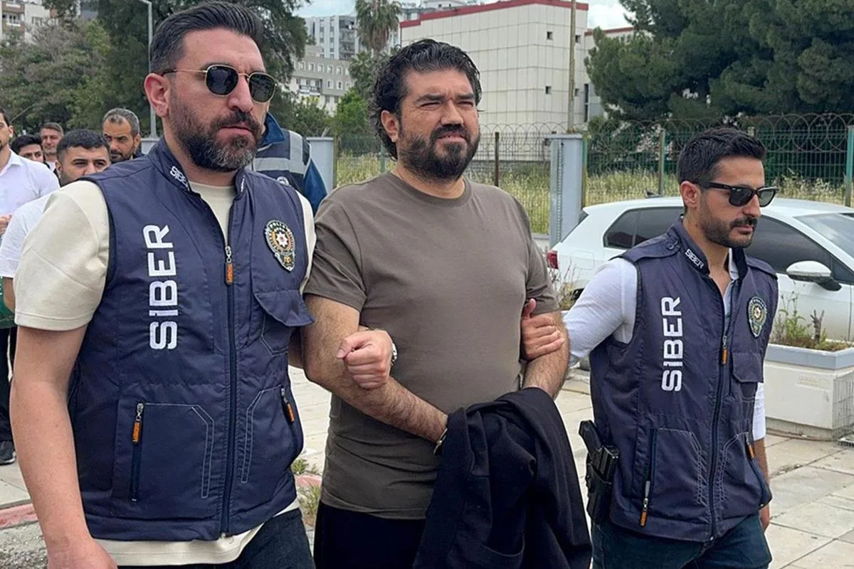 3 Ay Tutuklu Kalan Gazeteci Rasim Ozan Kütahyalı Tahliye Edildi