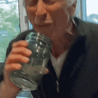 İyi görünen kavanozları ve plastik kapları atmaya kıyamamak
