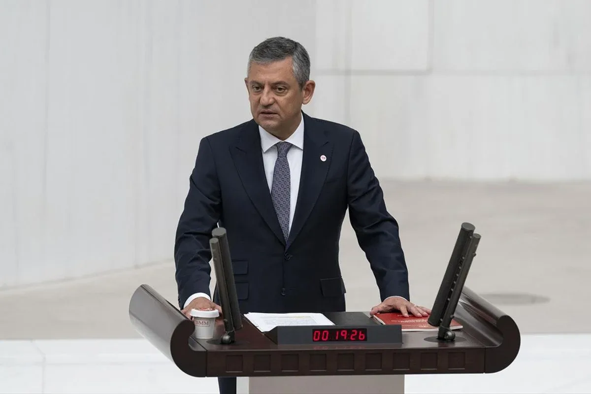 Özgür Özel: Yeni Parti "Çerçeve Yasa" için Evet Kararı Verdi