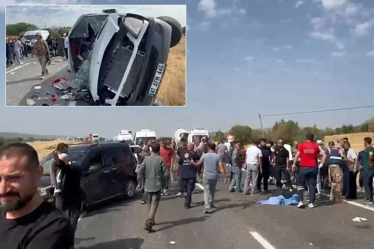 Diyarbakır Lice'de Minibüs Kazası: 7 Kişi Hayatını Kaybetti, 9 Yaralı Var