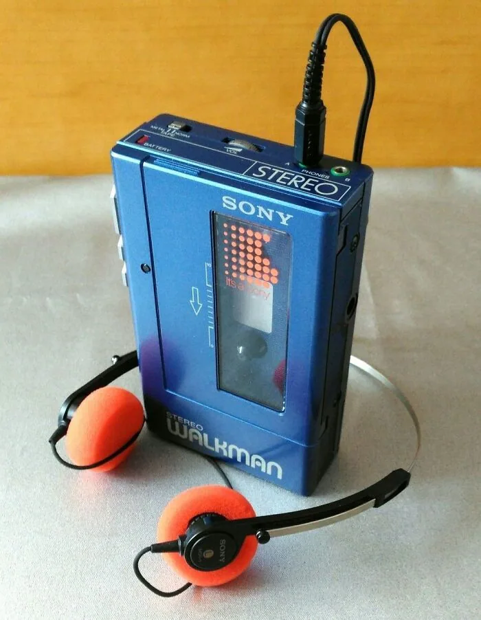 Walkman: Müziği İlk Kez Gerçekten Yanında Taşımak