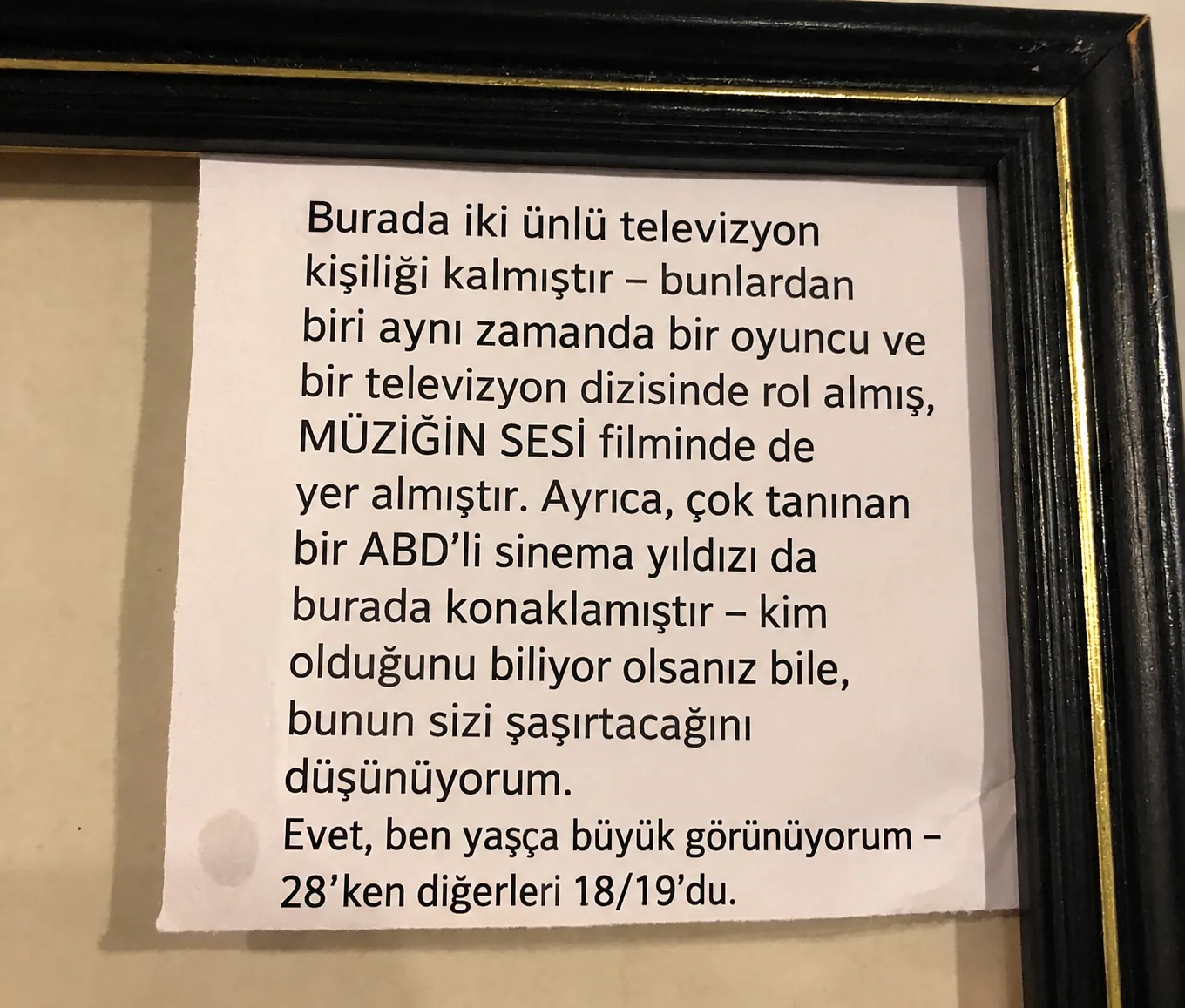 Fotoğraftaki Ünlüler Hakkında Küçük Bir Ders
